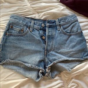Levi’s shorts